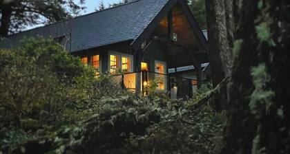 Oceanfront Cabin with Breathtaking Views! ⎮ Sitka