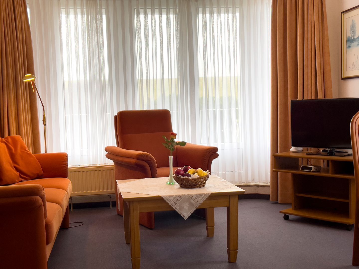 Fernseher, Tischtennisplatte