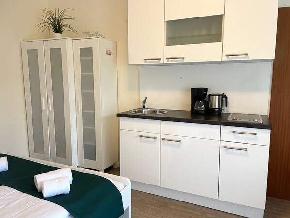 Unclassified image, 1 of 13, button