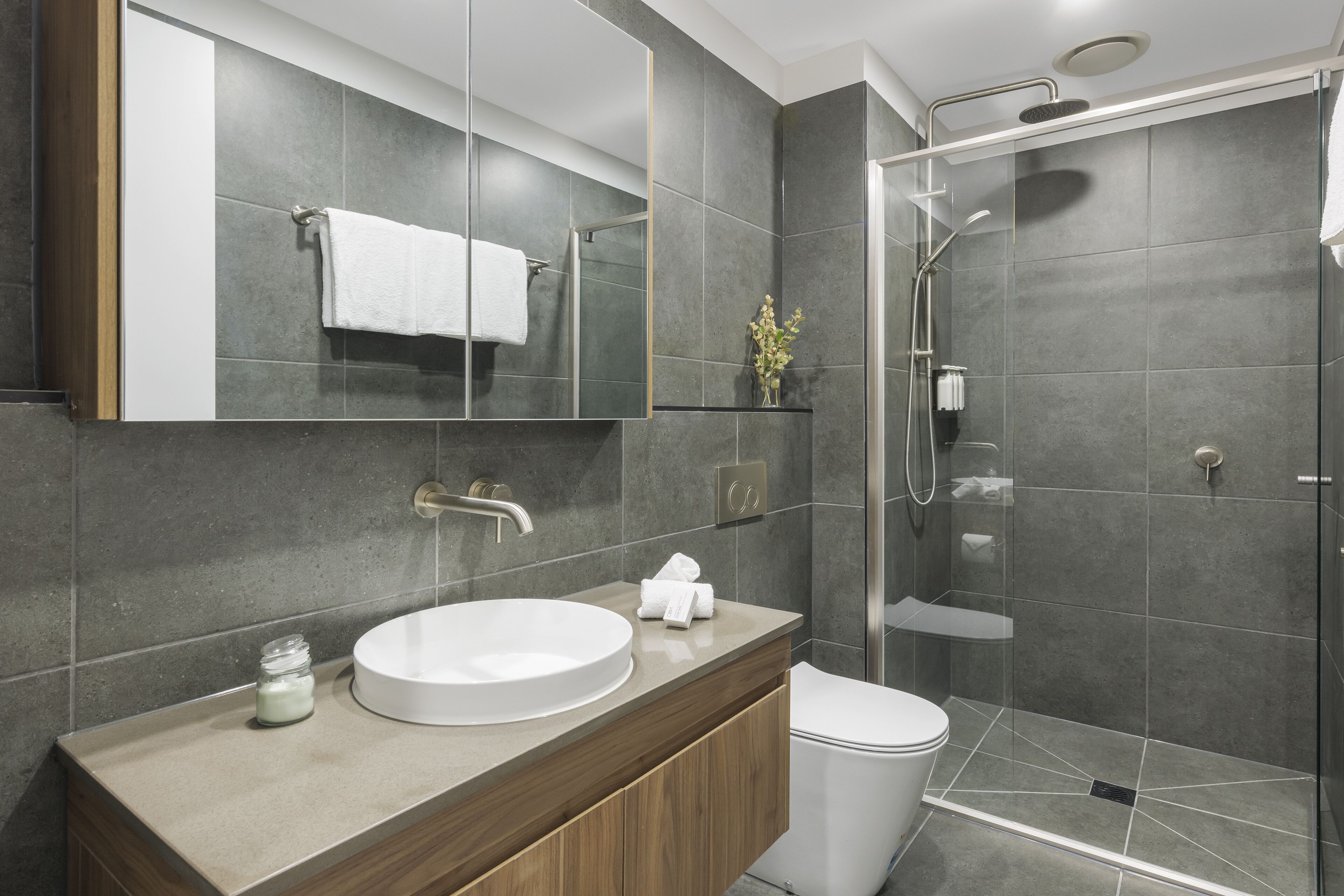 shower, rainfall showerhead, eco-friendly toiletries, hair dryer