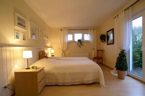 3 bedrooms, WiFi - Großzügige, Gemütliche Ferienwohnung für bis zu 6 Personen mit 3 Terrassen - Haus Wexler (Cuxhaven)