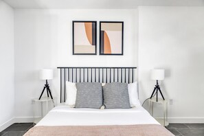 2 soverom, strykejern/-brett, wi-fi og sengetøy