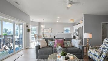 Smart TV, fireplace, offices
