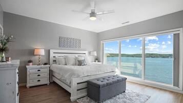 3 bedrooms, desk, iron/ironing board, free WiFi