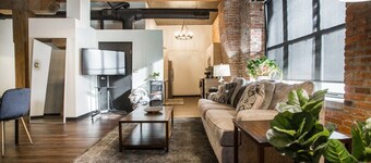 Moody Loft Rooftop&Gym Rivermarket/DT