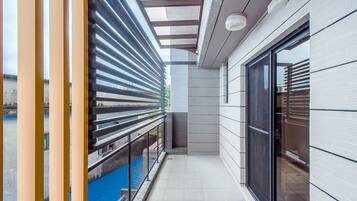 luxury apartment | Balcony