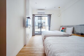 luxury apartment | 4 bedrooms, WiFi, bed sheets
