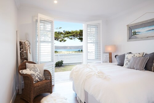 Beach Front House Outdoor Hot Tub Sauna Stunning Views