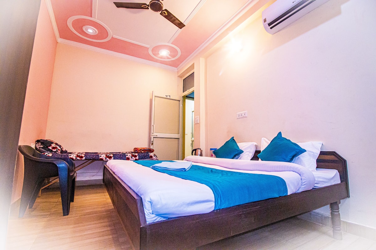 Deluxe Double Room | Bed sheets