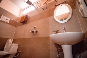Deluxe Double Room | Bed sheets - Triple one Hostels and Hotels (Narendranagar)
