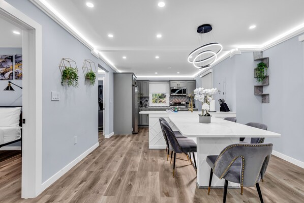 Cottage Signature, 3 chambres, non-fumeur, terrasse | Restauration dans la chambre