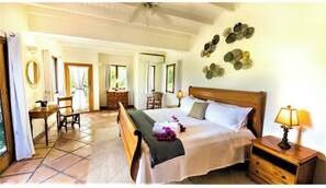 3 bedrooms, in-room safe, desk, iron/ironing board