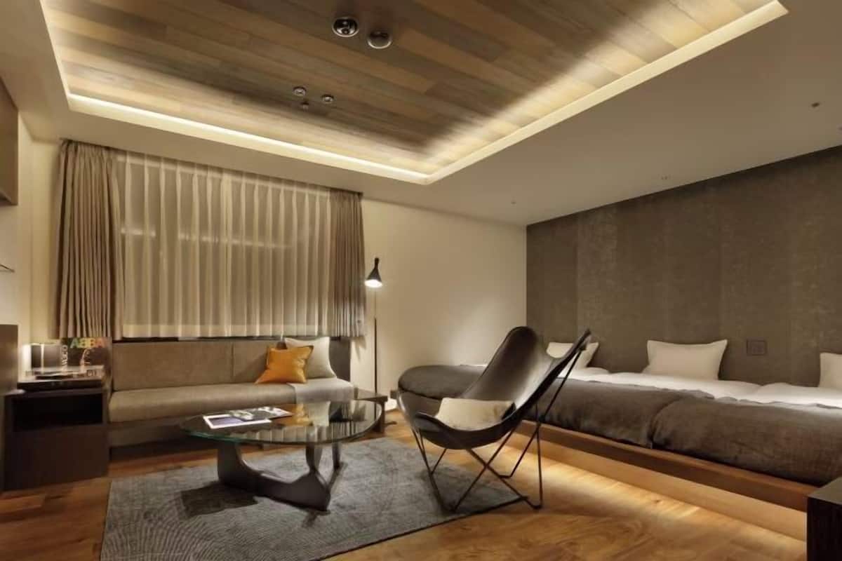 In-room safe, blackout curtains, free WiFi