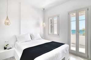 3 bedrooms, iron/ironing board, free WiFi, bed sheets - The view 1 (Santa Maria Paros Νάουσα)