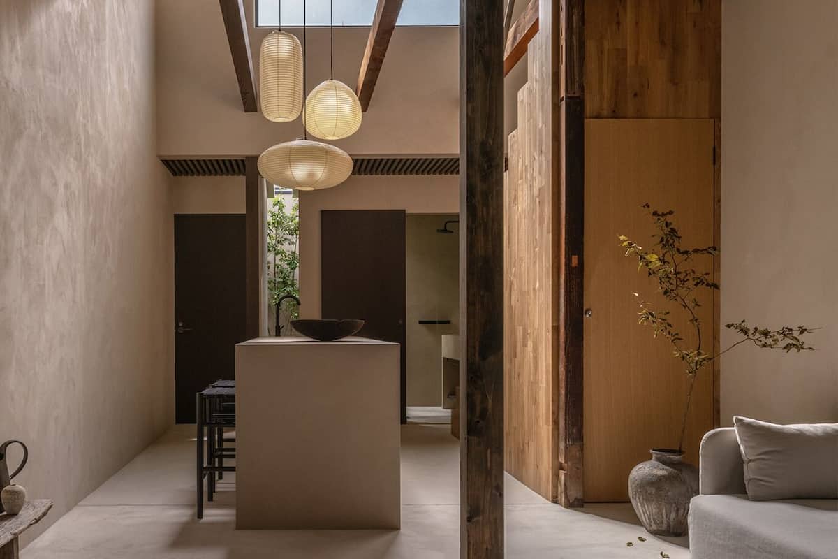 Suite 3, Non-smoking | Living area