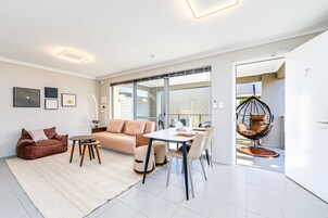 Smart TV 50 pulgadas con canales de televisión vía satélite, televisión