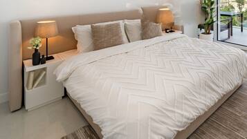 3 habitaciones, escritorio, tabla de planchar con plancha y wifi