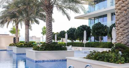 Luxury, beach front, family friendly 3 Bed Condo. Mamsha Al Saadiyat