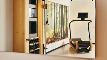 室内フィットネス設備