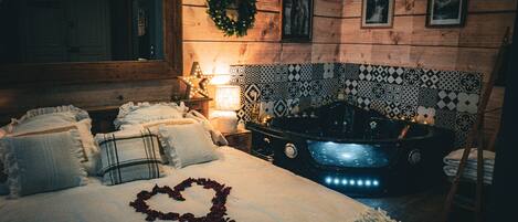 1 chambre, lit parapluie, Wi-Fi gratuit, draps fournis
