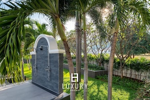 5 bedrooms, iron/ironing board, free WiFi, bed sheets - Luxury 5 Bedroom Pool Villa B11B (Hua Hin)
