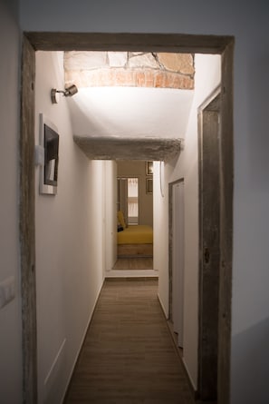 Apartment | 1 bedroom, blackout drapes, iron/ironing board, free WiFi