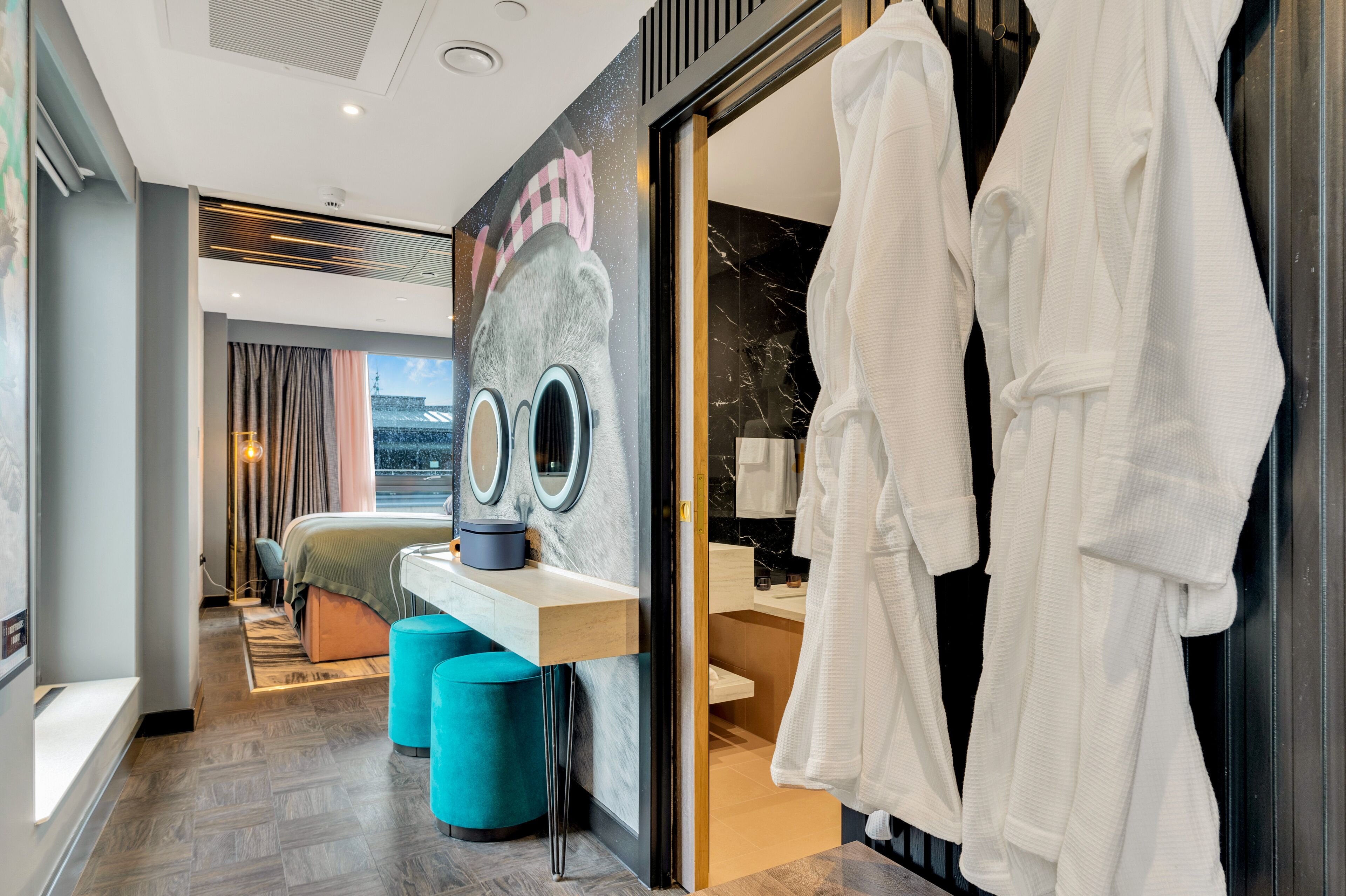 Photo - Roomzzz Edinburgh