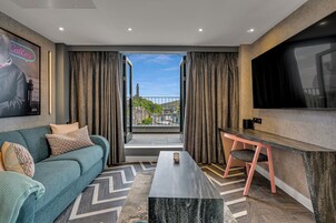 The Bonnie Suite | Living room | 45-inch Smart TV with digital channels, TV, heated floors