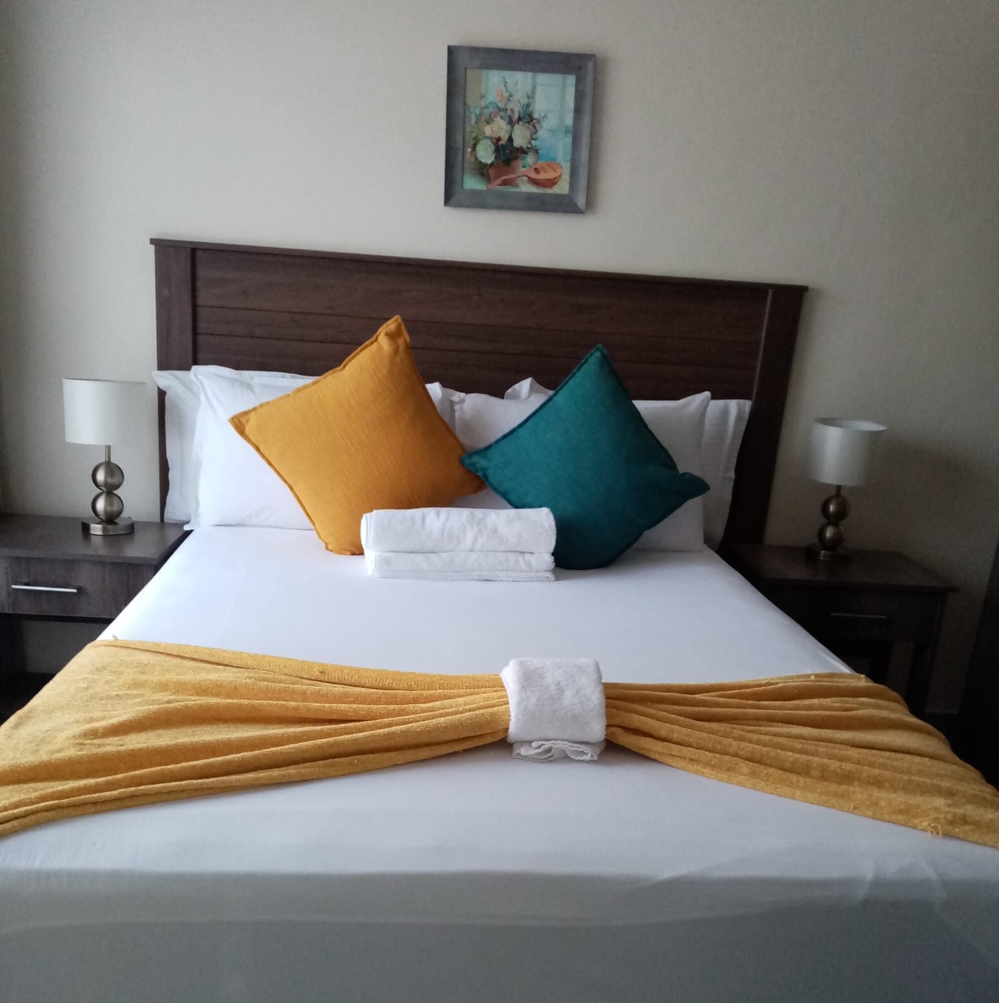 Standard Double Room | Iron/ironing board, free WiFi