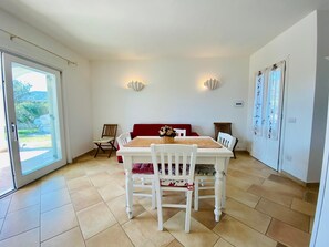 Dining room - Villetta Conchiglia con Piscina (San Teodoro)