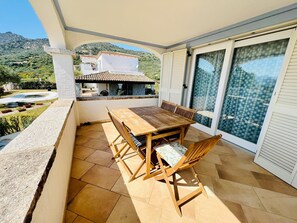 House | Terrace/patio