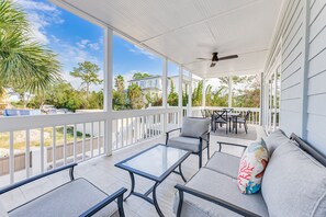 Outdoor dining - Luxury Beach House, Private Pool & Jacuzzi, Ocean Views by Tybee Cottages (Tybee Island)