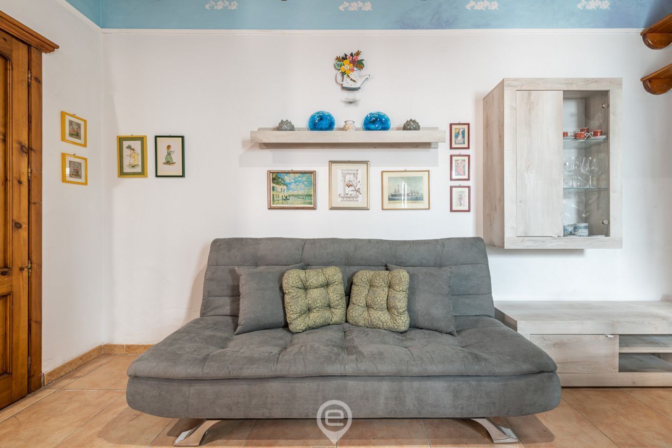 La Dama Dei Fiori Apartment - Cagliari