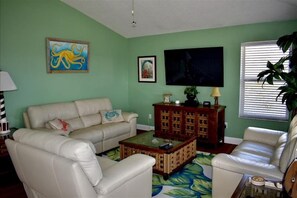 2nd Floor Living Room - Amazing Beachside Pool Home 5 Bedrooms - Summer Days Cooler NIghts (Wilbur by the Sea)