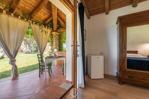 1 chambre, lit parapluie, Wi-Fi, draps fournis