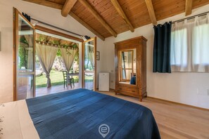 1 camera, culla da viaggio, Wi-Fi, lenzuola