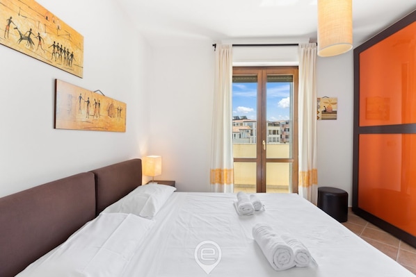 1 bedroom, iron/ironing board, travel cot, WiFi