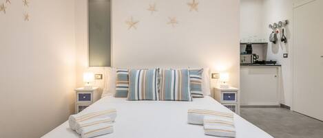 1 chambre, fer et planche à repasser, Wi-Fi, draps fournis