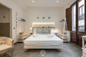 1 chambre, coffres-forts dans les chambres, fer et planche à repasser