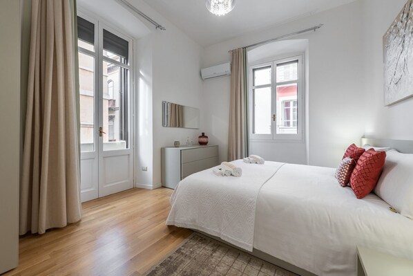 1 chambre, fer et planche à repasser, Wi-Fi, literie fournie
