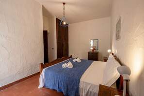 1 habitación y ropa de cama 