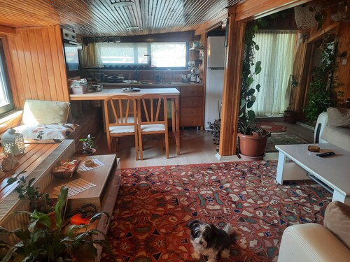 Rooftop authentic close to metro