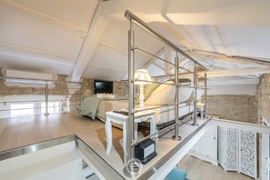 1 bedroom, iron/ironing board, WiFi, bed sheets - Adriana's New Loft - City Centre (Cagliari)