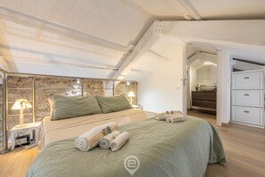 1 غرفة نوم ومكواة/لوح كي وواي فاي وملاءات أسرّة