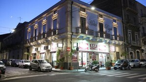 Unclassified image, 5 of 18, button - RigelHotel (Catania)