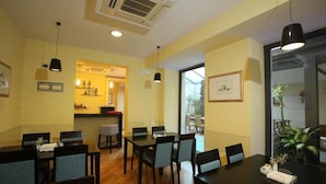 Unclassified image, 2 of 18, button - RigelHotel (Catania)