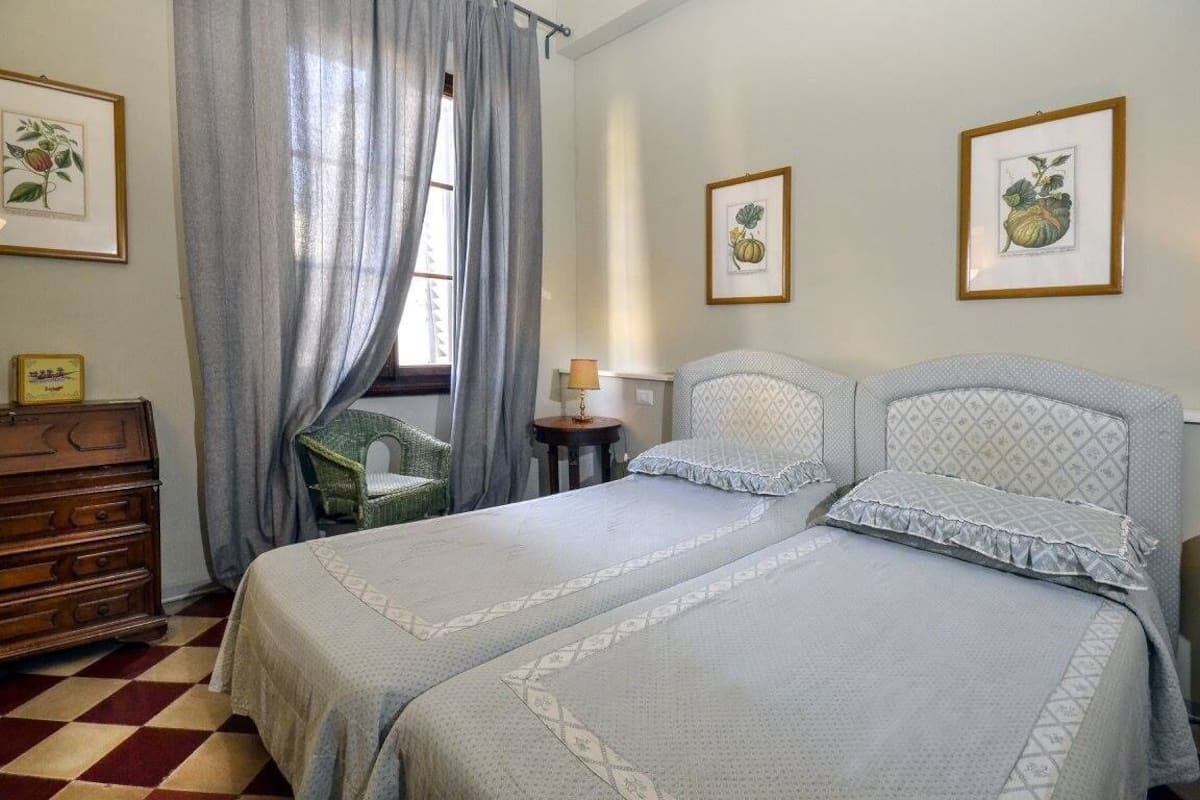 Coffres-forts dans les chambres, bureau