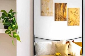 1 camera, ferro/asse da stiro, Wi-Fi, lenzuola