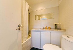 Apartment | 2 bedrooms - Not Guilty Duplex at Bairro Alto (Lisbon)
