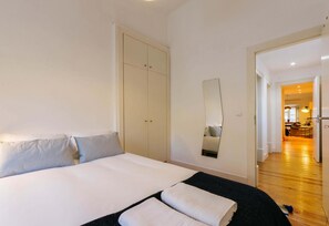 2 bedrooms - Not Guilty Duplex at Bairro Alto (Lisbon)